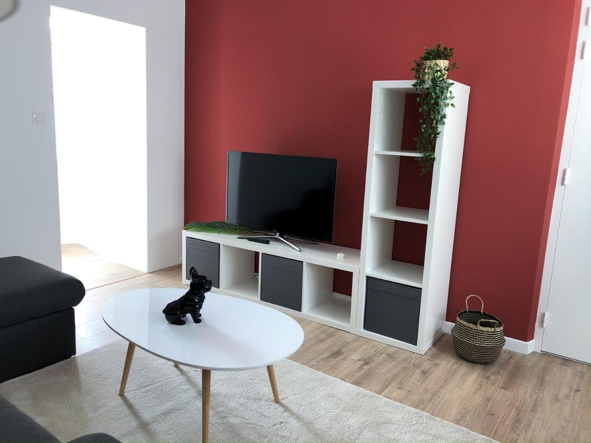 Grand Appartement Fonctionnel Proche Centre-Ville Saumur Exteriér fotografie
