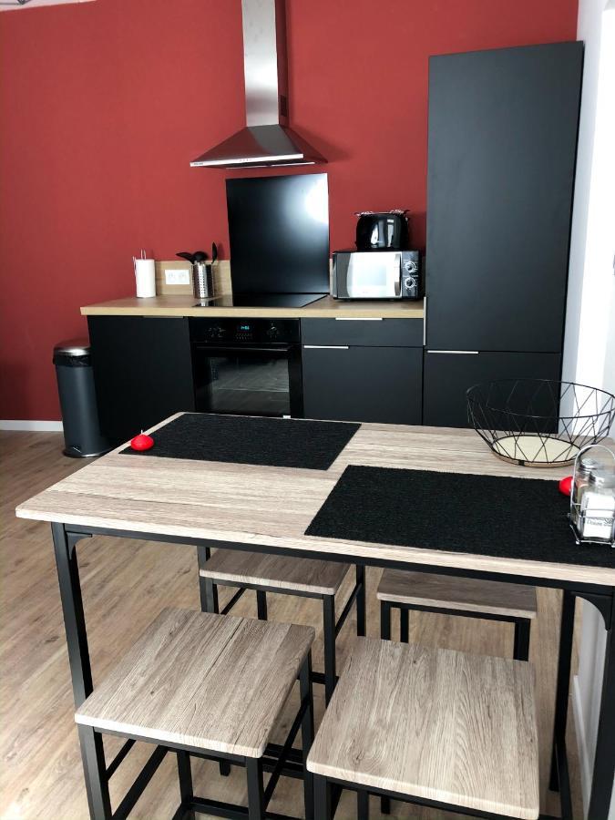 Grand Appartement Fonctionnel Proche Centre-Ville Saumur Exteriér fotografie